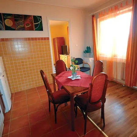 Simonffy Apartman شقة ديبريتْسين