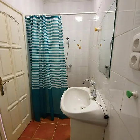 شقة Simonffy Apartman